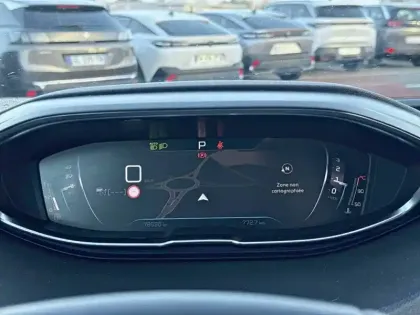 Photo 9 Peugeot 3008  BlueHDi 130ch S&S EAT8