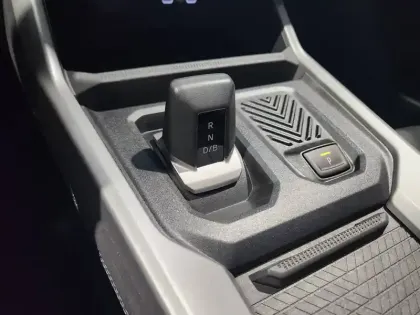 Photo 10 Dacia Bigster  Hybrid 155