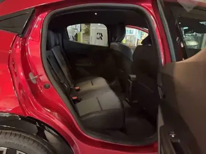 Photo 15 Renault Clio  E-Tech full hybrid 160 ch