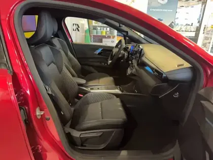 Photo 13 Renault Clio  E-Tech full hybrid 160 ch