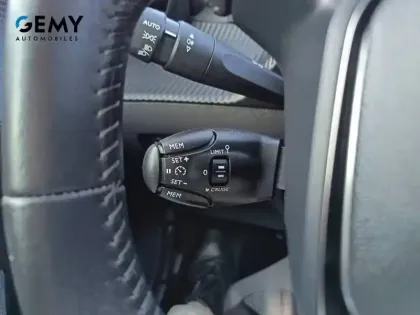 Photo 22 Peugeot 208  Electrique 50 kWh 136ch