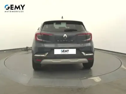 Photo 24 Renault Captur  E-Tech full hybrid 145