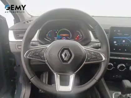 Photo 52 Renault Captur  E-Tech full hybrid 145