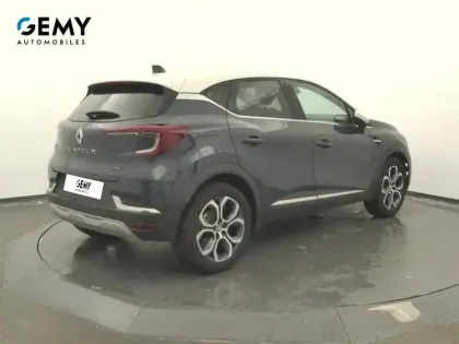 Photo 57 Renault Captur  E-Tech full hybrid 145