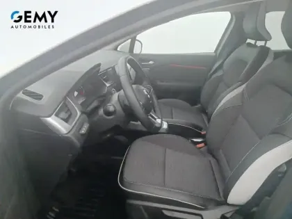 Photo 48 Renault Captur  E-Tech full hybrid 145