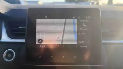 Photo 18 Renault Captur  E-Tech full hybrid 145