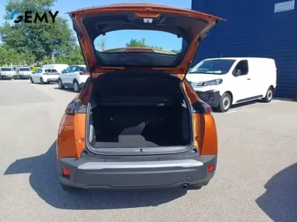 Photo 5 Peugeot 2008  PureTech 100 S&S BVM6