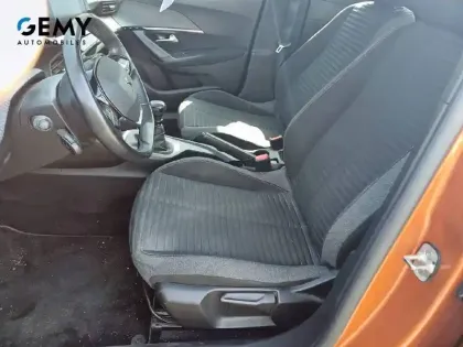 Photo 8 Peugeot 2008  PureTech 100 S&S BVM6