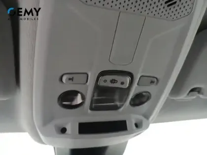 Photo 14 Peugeot 208  PureTech 100 S&S BVM6