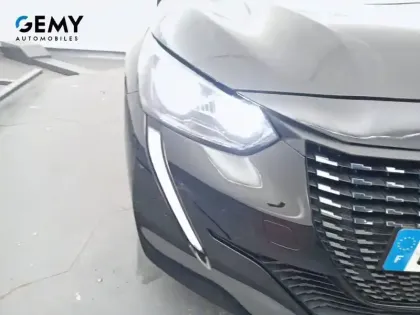 Photo 19 Peugeot 208  PureTech 100 S&S BVM6