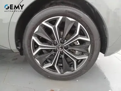 Photo 35 DS DS 4  PureTech 180 EAT8