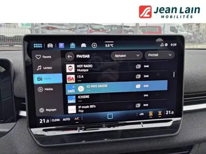 Photo 15 Volkswagen T-roc  1.5 eTSI EVO2 Hybrid 116 ch DSG7