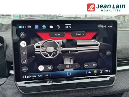 Photo 13 Volkswagen T-roc  1.5 eTSI EVO2 Hybrid 116 ch DSG7