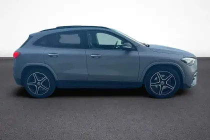 Photo 6 Mercedes GLA  200 d 8G-DCT