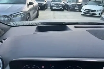 Photo 20 Mercedes GLA  200 d 8G-DCT