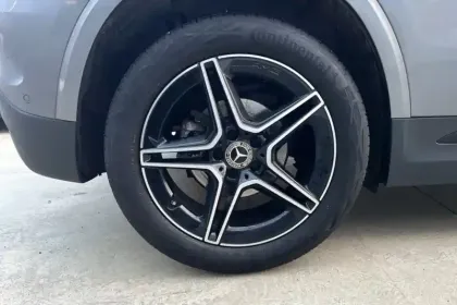 Photo 13 Mercedes GLA  200 d 8G-DCT