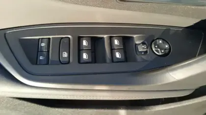 Photo 38 Peugeot 308  PHEV 180 e-EAT8