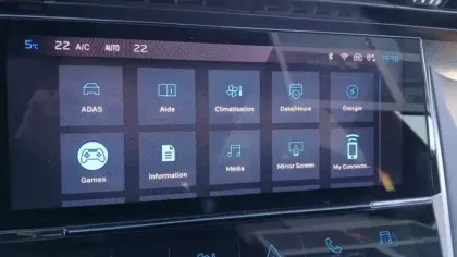 Photo 21 Peugeot 308  PHEV 180 e-EAT8