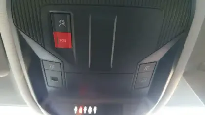 Photo 34 Peugeot 308  PHEV 180 e-EAT8