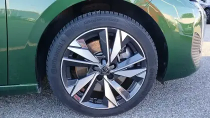 Photo 14 Peugeot 308  PHEV 180 e-EAT8