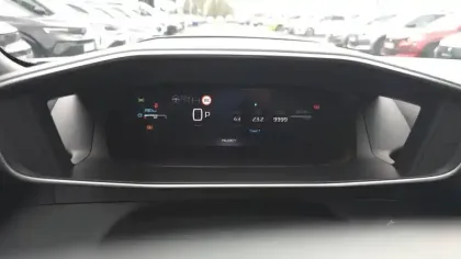 Photo 23 Peugeot 2008  Hybrid 136 e-DCS6