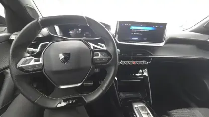 Photo 21 Peugeot 2008  Hybrid 136 e-DCS6