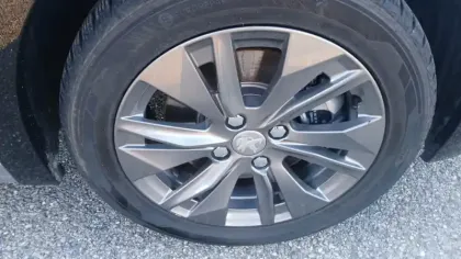 Photo 14 Peugeot 208  Electrique 50 kWh 136ch