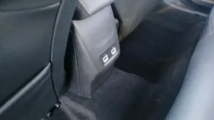 Photo 34 Peugeot 208  Electrique 50 kWh 136ch