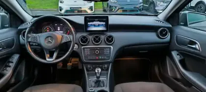 Photo 10 Mercedes Classe A  180