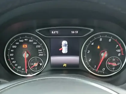 Photo 11 Mercedes Classe A  180