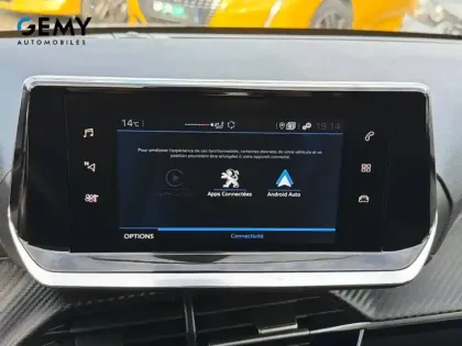 Photo 16 Peugeot 208  PureTech 75 S&S BVM5