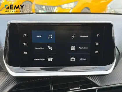 Photo 12 Peugeot 208  PureTech 75 S&S BVM5