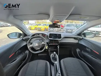 Photo 45 Peugeot 208  PureTech 75 S&S BVM5