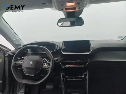 Photo 83 Peugeot 208  PureTech 130 S&S EAT8