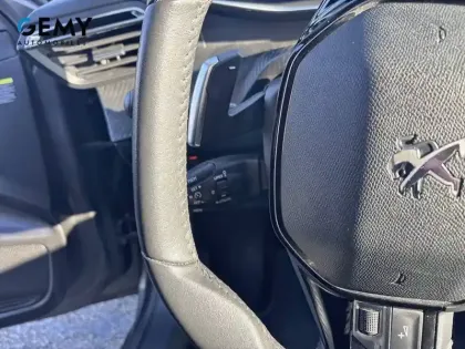 Photo 53 Peugeot 208  PureTech 130 S&S EAT8