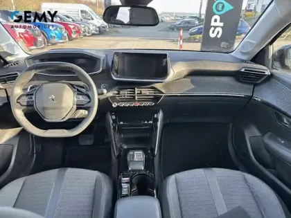 Photo 45 Peugeot 208  PureTech 130 S&S EAT8