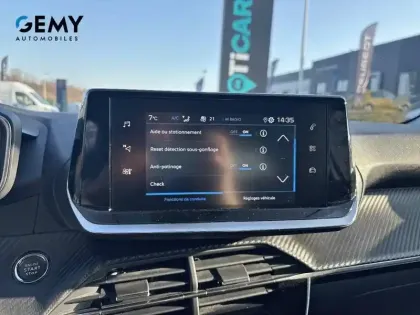 Photo 65 Peugeot 208  PureTech 130 S&S EAT8