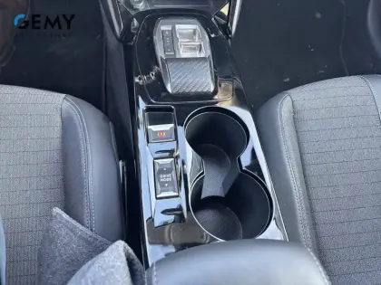 Photo 59 Peugeot 208  PureTech 130 S&S EAT8