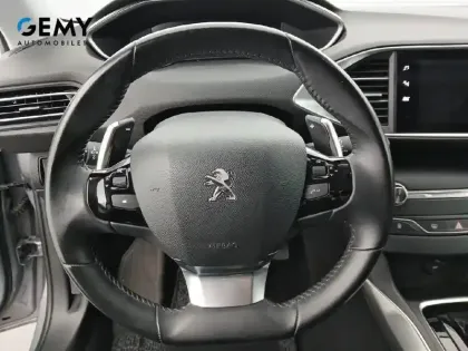 Photo 11 Peugeot 308  SW PureTech 130ch S&S EAT8