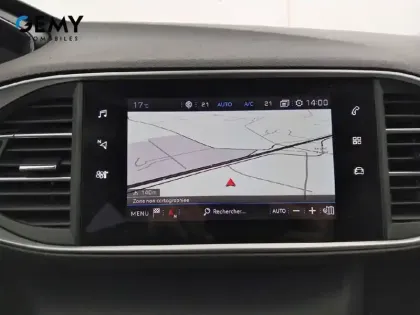 Photo 12 Peugeot 308  SW PureTech 130ch S&S EAT8