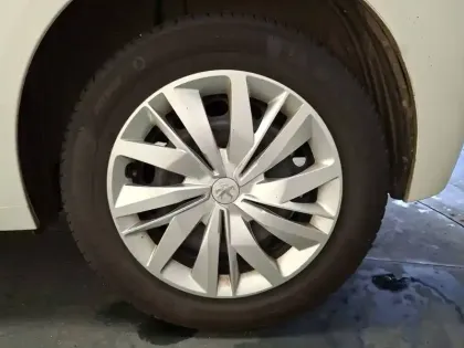 Photo 27 Peugeot 208  BLUEHDI 100 S&S BVM6