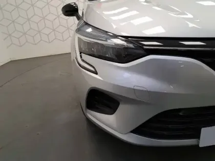 Photo 8 Renault Clio  TCe 90