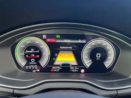 Photo 16 Audi Q5  55 TFSIe 367 S tronic 7 Quattro