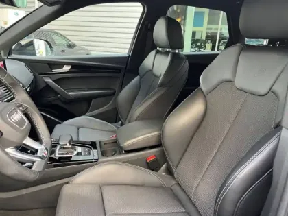 Photo 32 Audi Q5  55 TFSIe 367 S tronic 7 Quattro