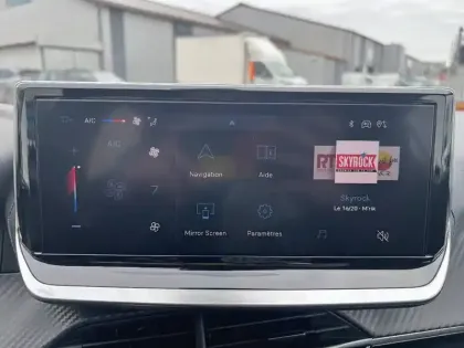 Photo 31 Peugeot 208  PureTech 100 S&S BVM6