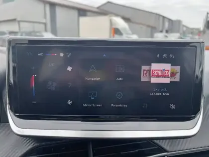 Photo 12 Peugeot 208  PureTech 100 S&S BVM6