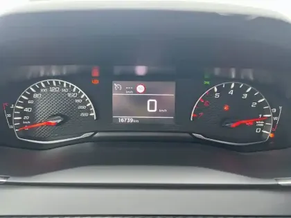 Photo 12 Peugeot 208  PureTech 100 S&S BVM6