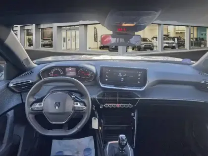 Photo 23 Peugeot 2008  PureTech 100 S&S BVM6