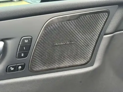 Photo 13 Volvo Xc60  T6 AWD Hybride rechargeable 253 ch+145 ch Geartronic 8