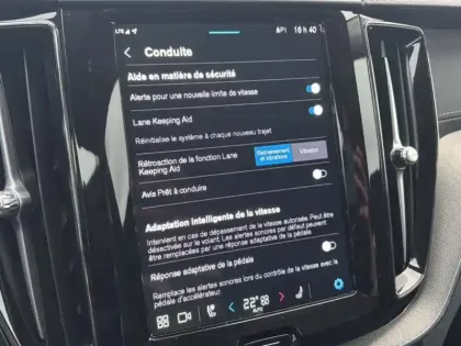 Photo 29 Volvo Xc60  T6 AWD Hybride rechargeable 253 ch+145 ch Geartronic 8